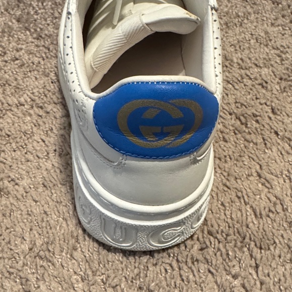 Gucci White Sneakers with Red and Blue Stripes - Picture 3 of 5